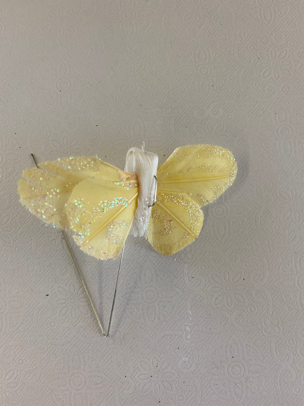 Removable Decoration -Pale Yellow/ Ivory Organza Butterfly with Wire - SMALL