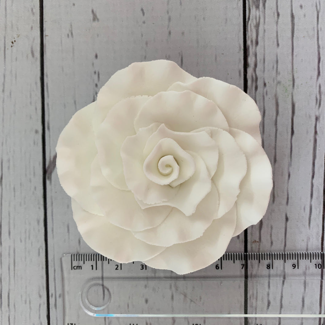 SF - Frilly white sugar  Rose - 8cm